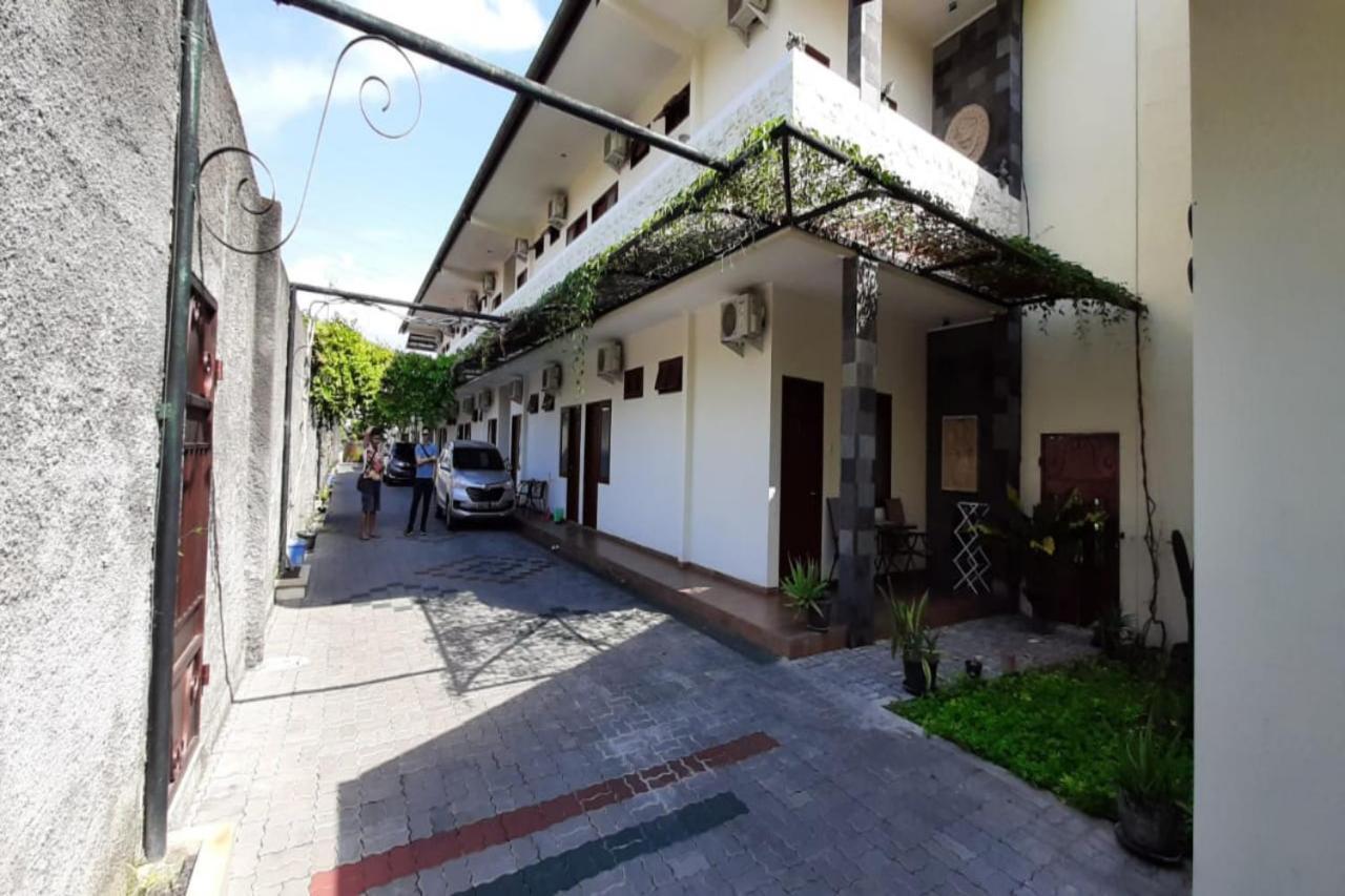 Oyo 2347 Griya Patran Hotel Ngabean Kültér fotó